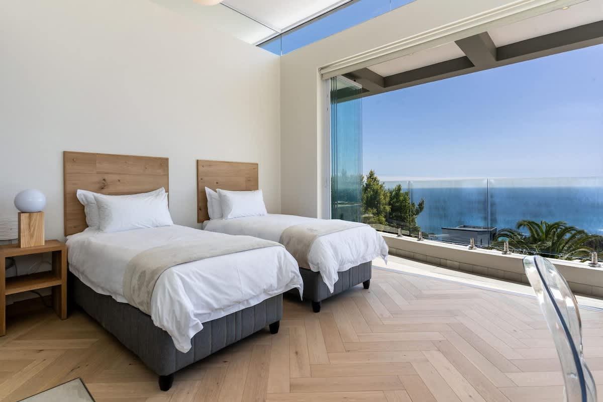 🌊 The Summit at Camps Bay | Luxury 6 Bedroom Villa, Camps Bay, Cape Town