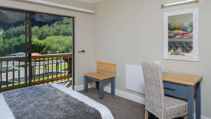 🏡 Two Bedroom Chalet with Patio | Kiara Lodge