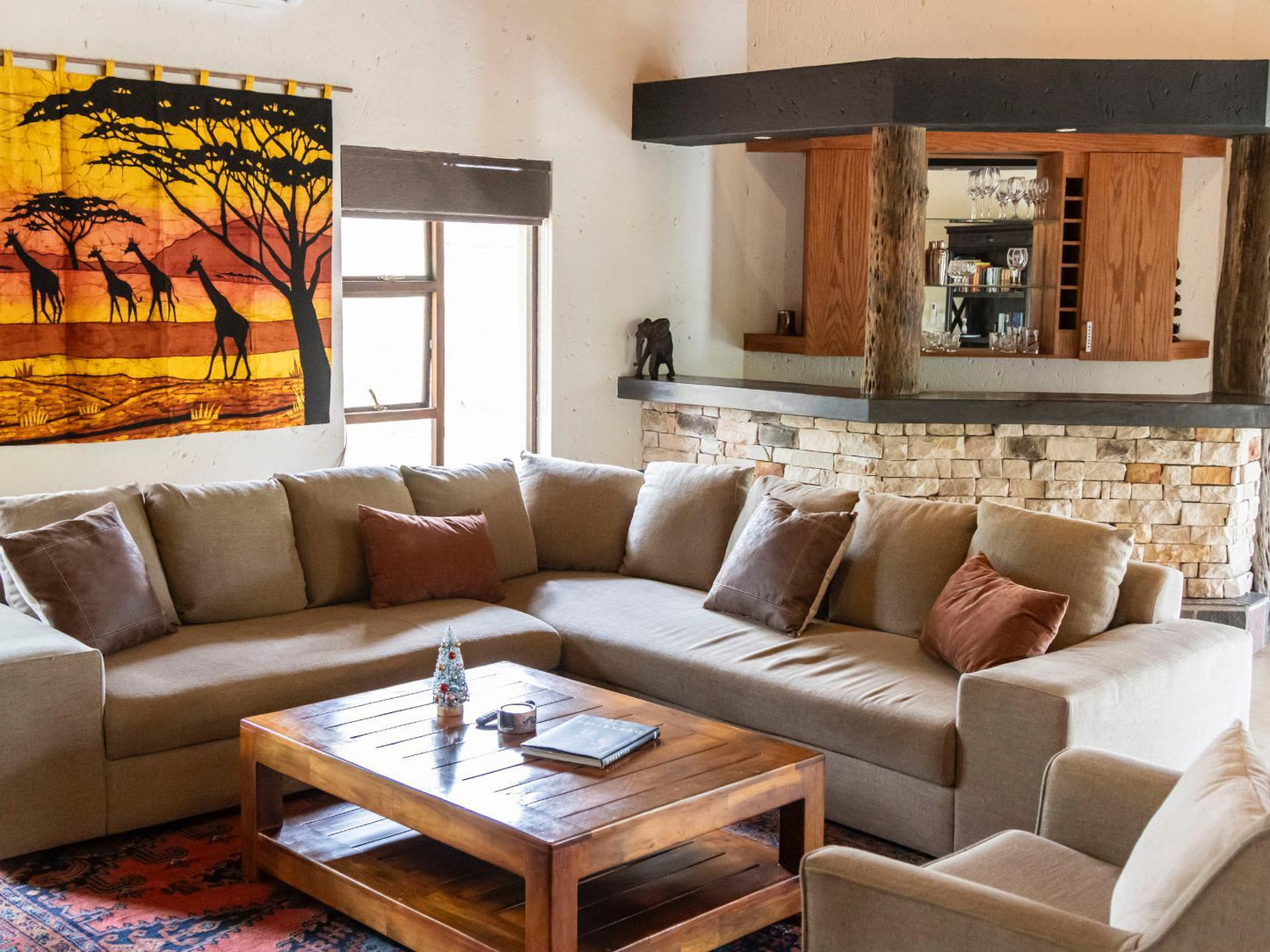 🌿 Afrikaya Marula Villa – Your Private Bush Escape in Hoedspruit 🌿