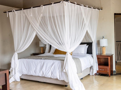 🌿 Afrikaya Marula Villa – Your Private Bush Escape in Hoedspruit 🌿