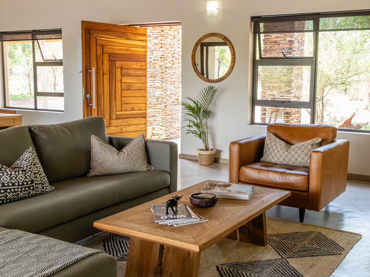 🌿 Afrikaya Kudu Villa – An Exclusive Bush Retreat in Hoedspruit 🌿