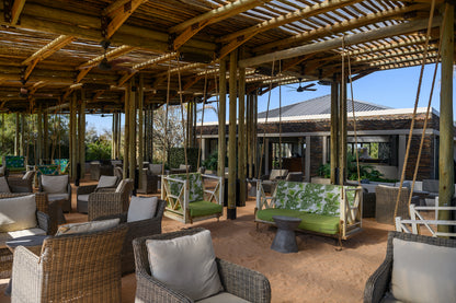 👨‍👩‍👧‍👦 Family Suite with Patio – The Kingdom Resort