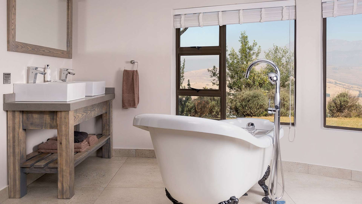 ⛰️ Five Bedroom Manor with Splash Pool | Cayley Mountain Resort, Drakensberg