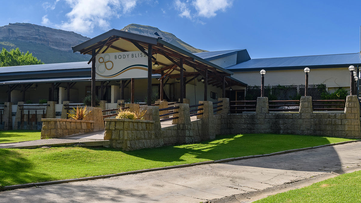🏔️ Double Room with Patio | Kiara Lodge, Free State