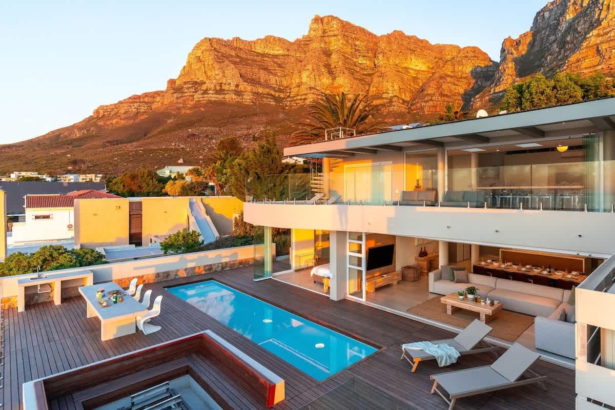 🌊 The Summit at Camps Bay | Luxury 6 Bedroom Villa, Camps Bay, Cape Town