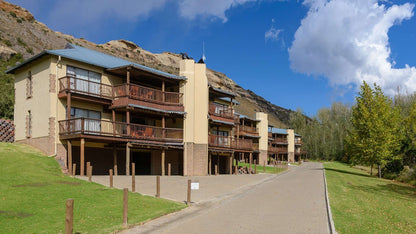 🏡 One Bedroom Apartment with Patio | Kiara Lodge