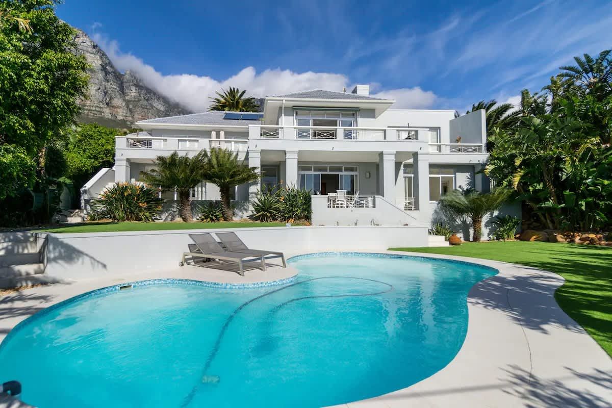 🌊 Msangasanga | Luxury 5-Bedroom Villa, Camps Bay