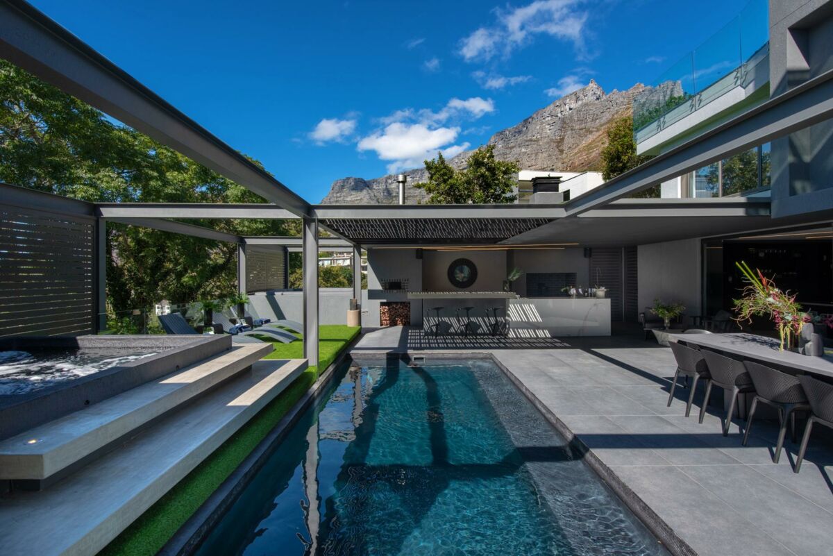 🏔️ Villa Sierra | Luxury 4-Bedroom Villa, Higgovale, Cape Town