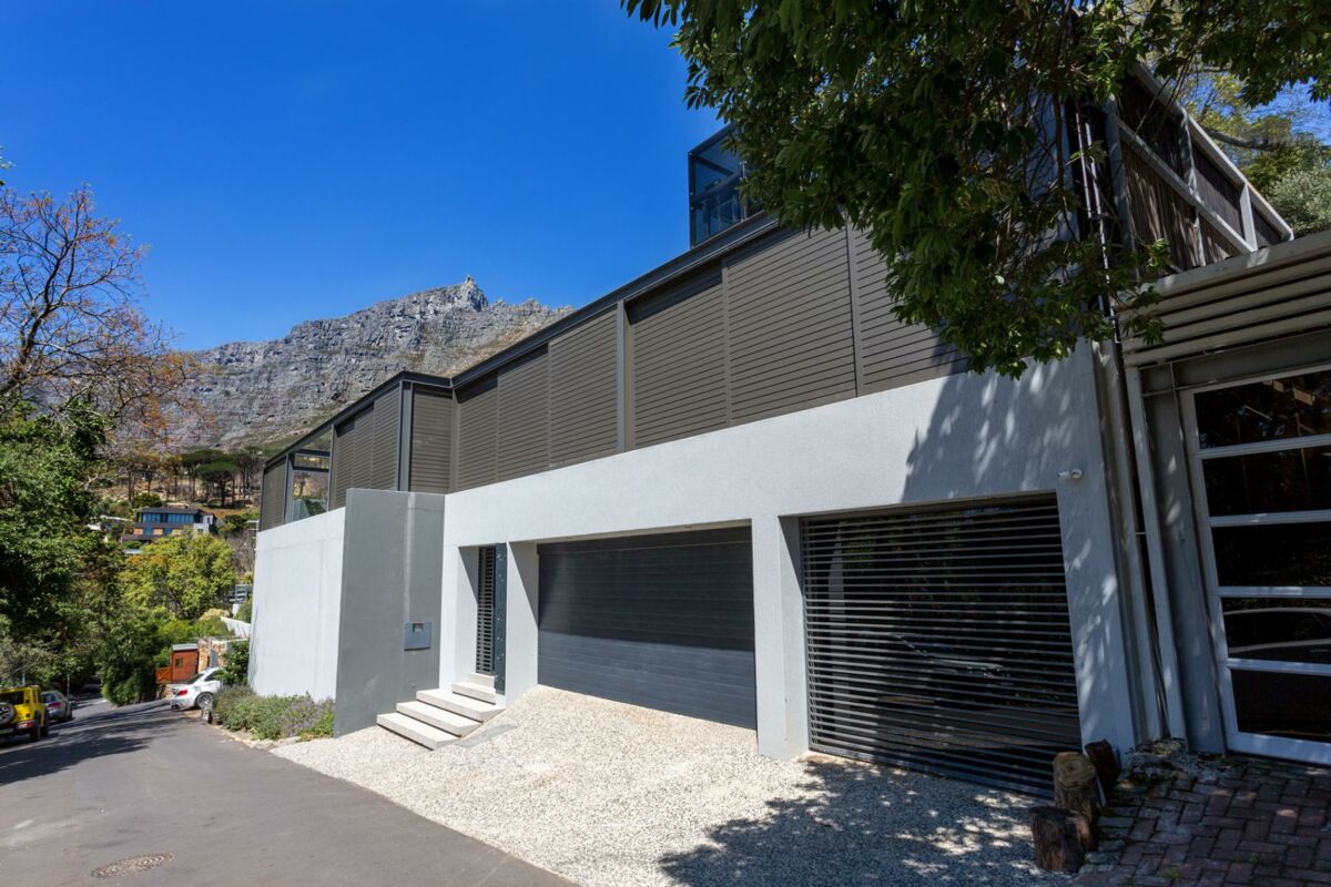 🏔️ Villa Sierra | Luxury 4-Bedroom Villa, Higgovale, Cape Town