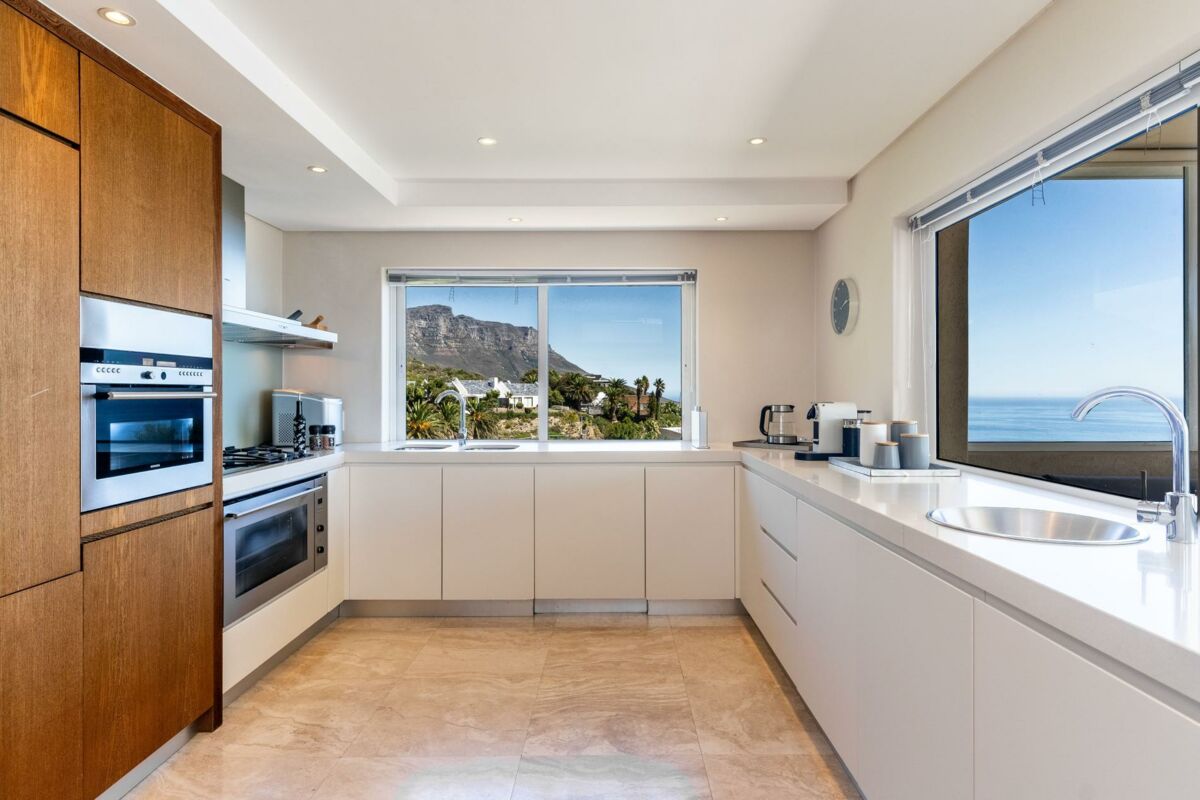 🌊 Theresa Luxe | Luxury 4 Bedroom Villa, Camps Bay, Cape Town