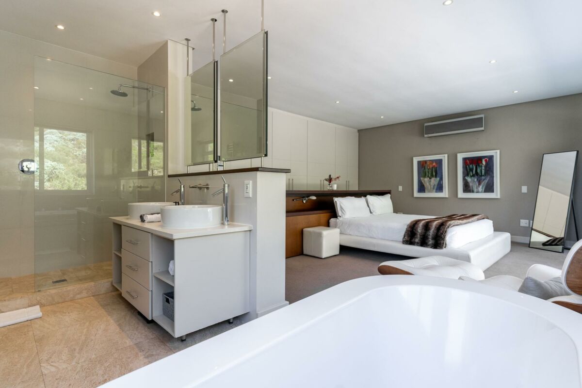 🌊 Theresa Luxe | Luxury 4 Bedroom Villa, Camps Bay, Cape Town
