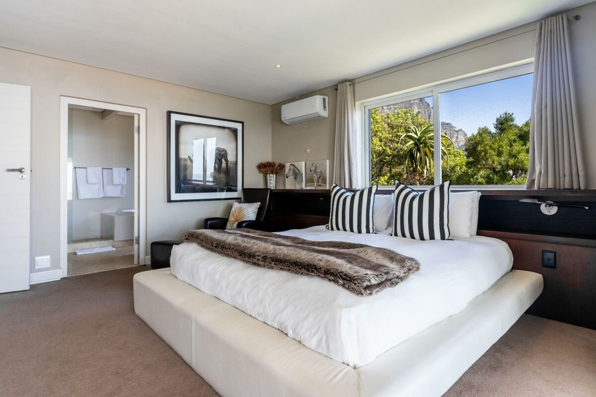 🌊 Theresa Luxe | Luxury 4 Bedroom Villa, Camps Bay, Cape Town