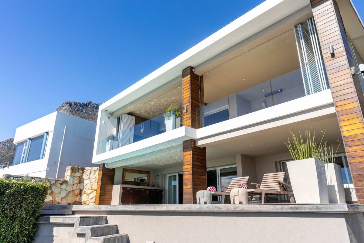 🌊 Theresa Luxe | Luxury 4 Bedroom Villa, Camps Bay, Cape Town