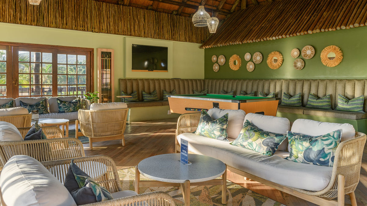 🌿 Three Bedroom Apartment with Patio – Hazyview Cabanas