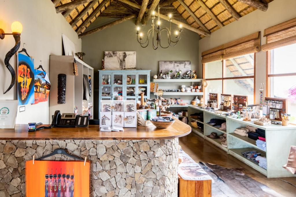 🦁 Lions Valley Lodge | Luxury Safari Lodge, Nambiti Private Game Reserve, KwaZulu-Natal