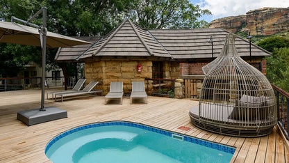 🏡 Five Bedroom Historic Farmhouse with Splash Pool | Kiara Lodge