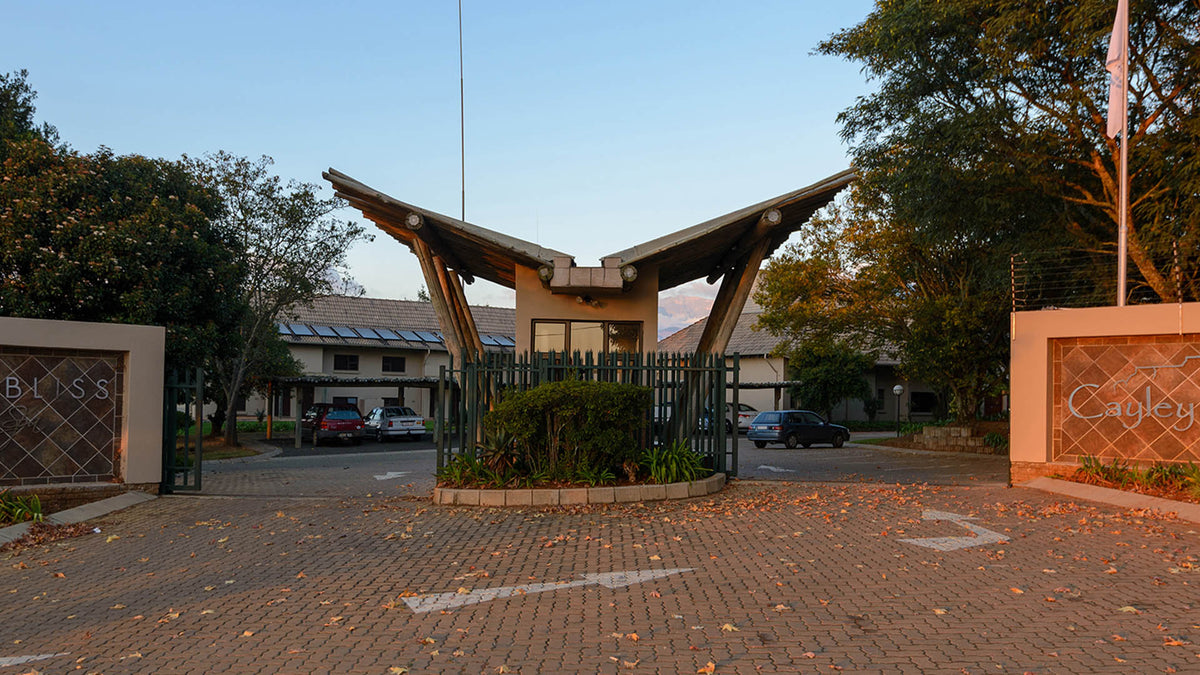⛰️ Two Bedroom Villa with Splash Pool | Cayley Mountain Resort, Drakensberg