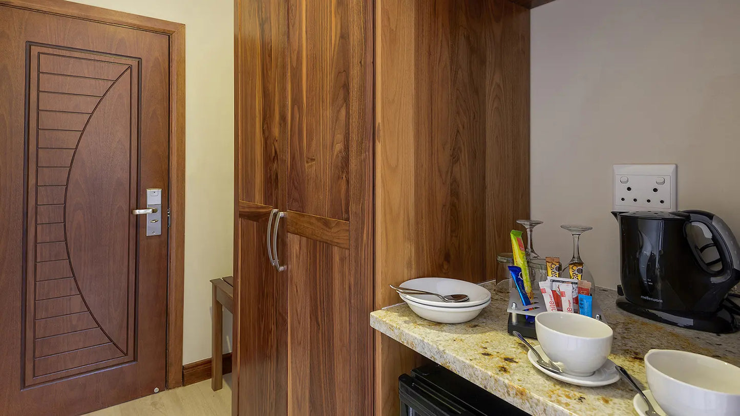 🌿 Twin Room with Patio – The Kingdom Resort