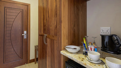 🌿 Twin Room with Patio – The Kingdom Resort