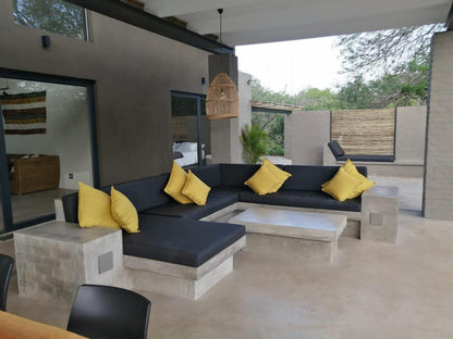 🦒 Umkhaya | Contemporary 2 Bedroom Self-Catering Home, Marloth Park, Mpumalanga
