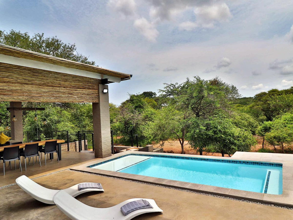 🦒 Umkhaya | Contemporary 2 Bedroom Self-Catering Home, Marloth Park, Mpumalanga