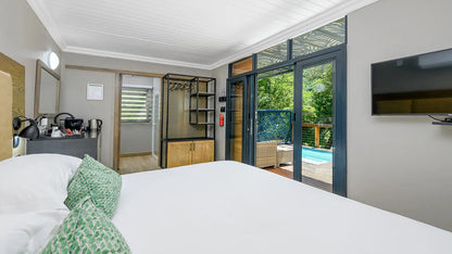 🌿 Riverview Cabin with Splash Pool – Hazyview Cabanas