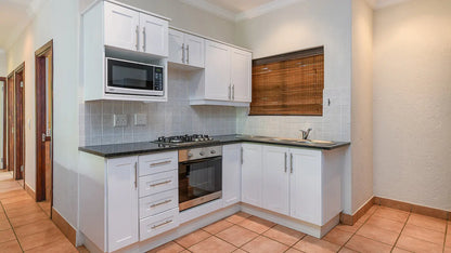 🌿 Three Bedroom Apartment with Patio – Hazyview Cabanas