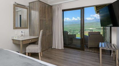 ⛰️ Double/Twin Room with Patio | Cayley Mountain Resort, Drakensberg