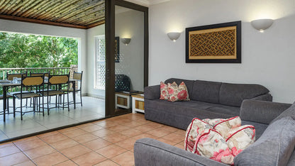 🌿 Three Bedroom Apartment with Patio – Hazyview Cabanas