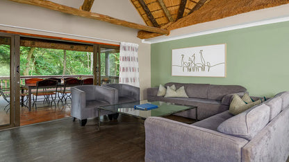 Three Bedroom Log Cabin – Hazyview Cabanas