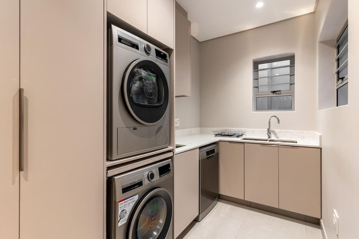 🌊 Lisburn On Clifton Views | Luxury 4 Bedroom Apartment, Clifton, Cape Town