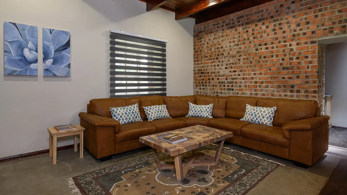 🏡 Five Bedroom Historic Farmhouse with Splash Pool | Kiara Lodge