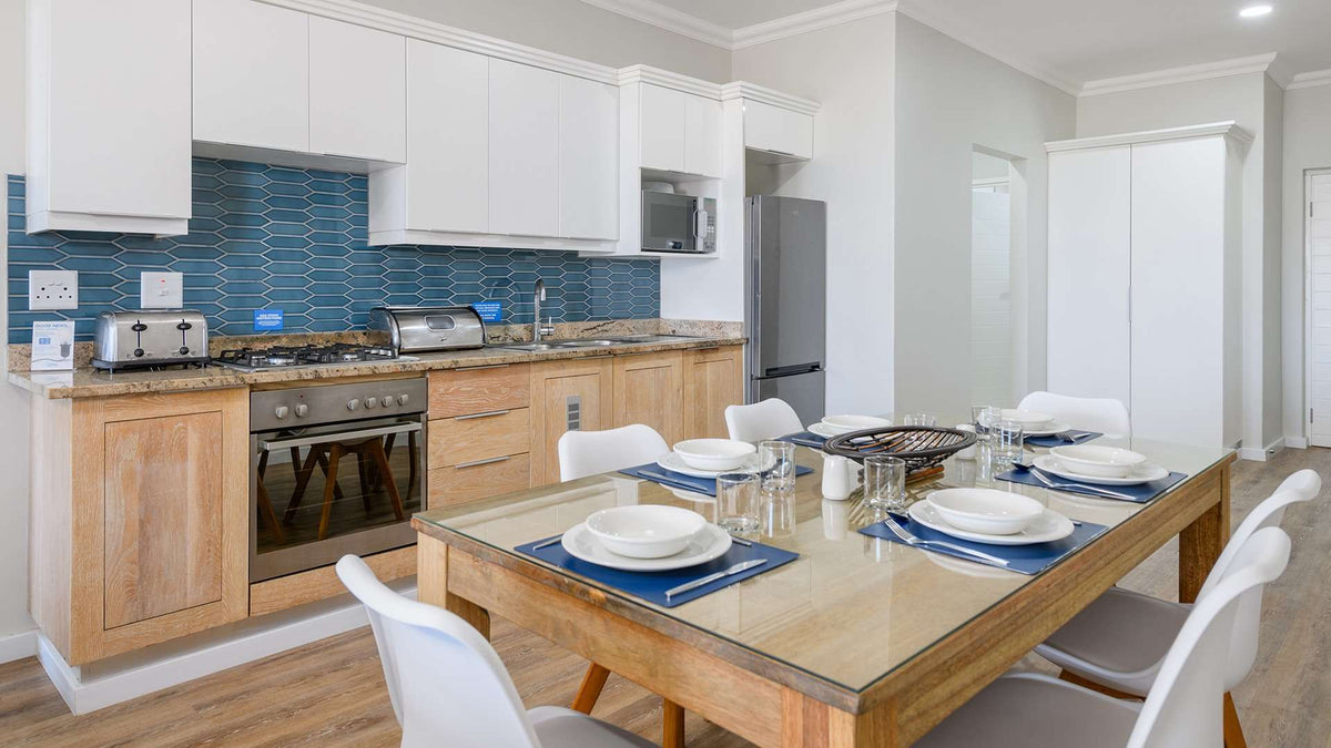 🌊 Three Bedroom Luxury Apartment with Splash Pool | Margate Beach Club