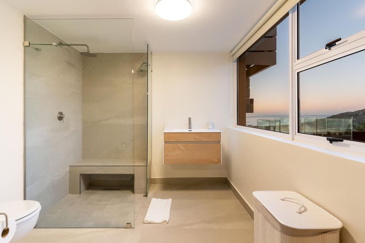 🌊 The Summit at Camps Bay | Luxury 6 Bedroom Villa, Camps Bay, Cape Town