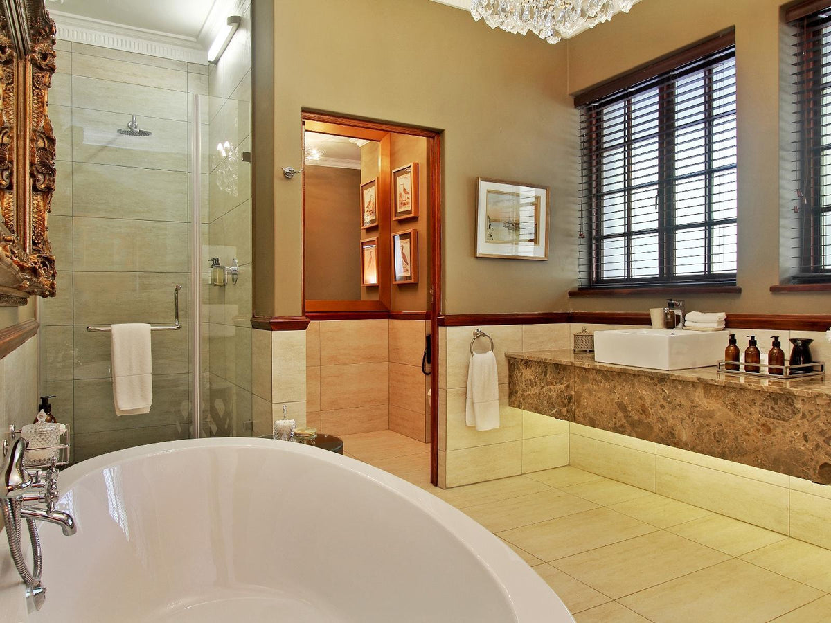 🏨 The Residence Hotel | One Bedroom Luxury Suite, Houghton, Johannesburg