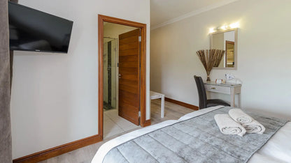🌿 Twin Room with Patio – The Kingdom Resort