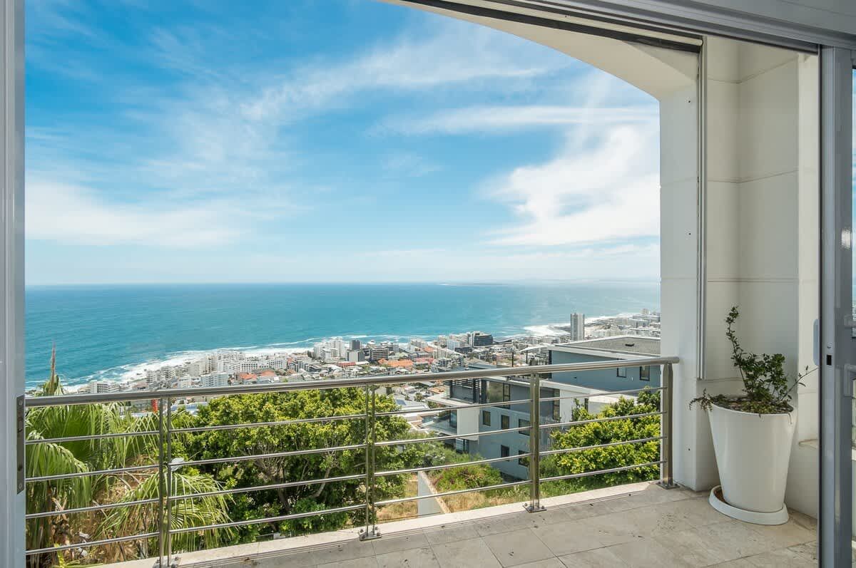 🌊 Ocean View Elegance | Luxury 4 Bedroom Villa, Bantry Bay, Cape Town
