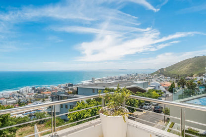 🌊 Ocean View Elegance | Luxury 4 Bedroom Villa, Bantry Bay, Cape Town