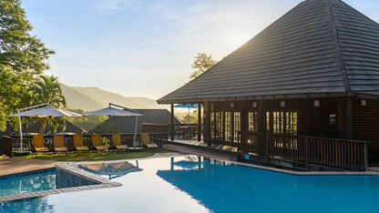 🌿 Two Bedroom Chalet with Patio – Hazyview Cabanas