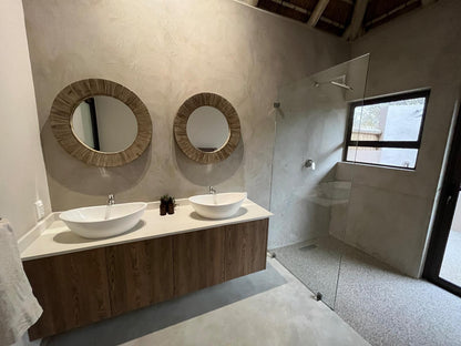 🌿 Afrikaya Kudu Villa – An Exclusive Bush Retreat in Hoedspruit 🌿