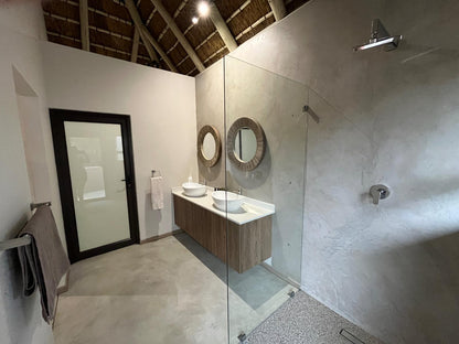 🌿 Afrikaya Kudu Villa – An Exclusive Bush Retreat in Hoedspruit 🌿