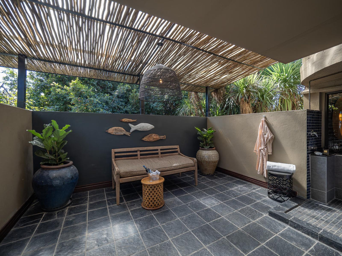 🏨 The Residence Hotel | Luxury Suite, Houghton, Johannesburg