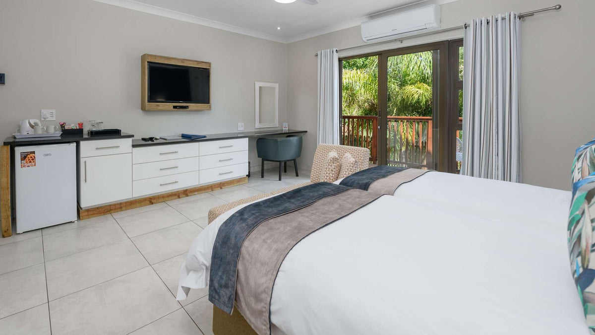 🌿 Twin Room with Patio | Formosa Bay Resort, Plettenberg Bay