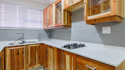 🏡 Luxury Studio with Patio | Kiara Lodge