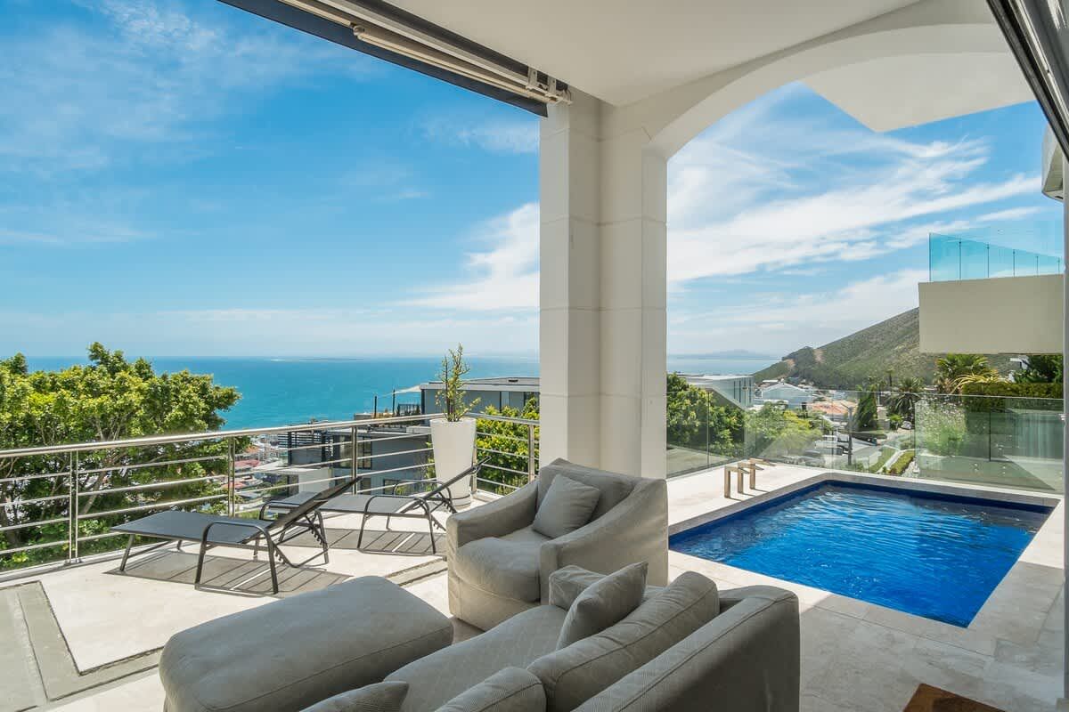 🌊 Ocean View Elegance | Luxury 4 Bedroom Villa, Bantry Bay, Cape Town