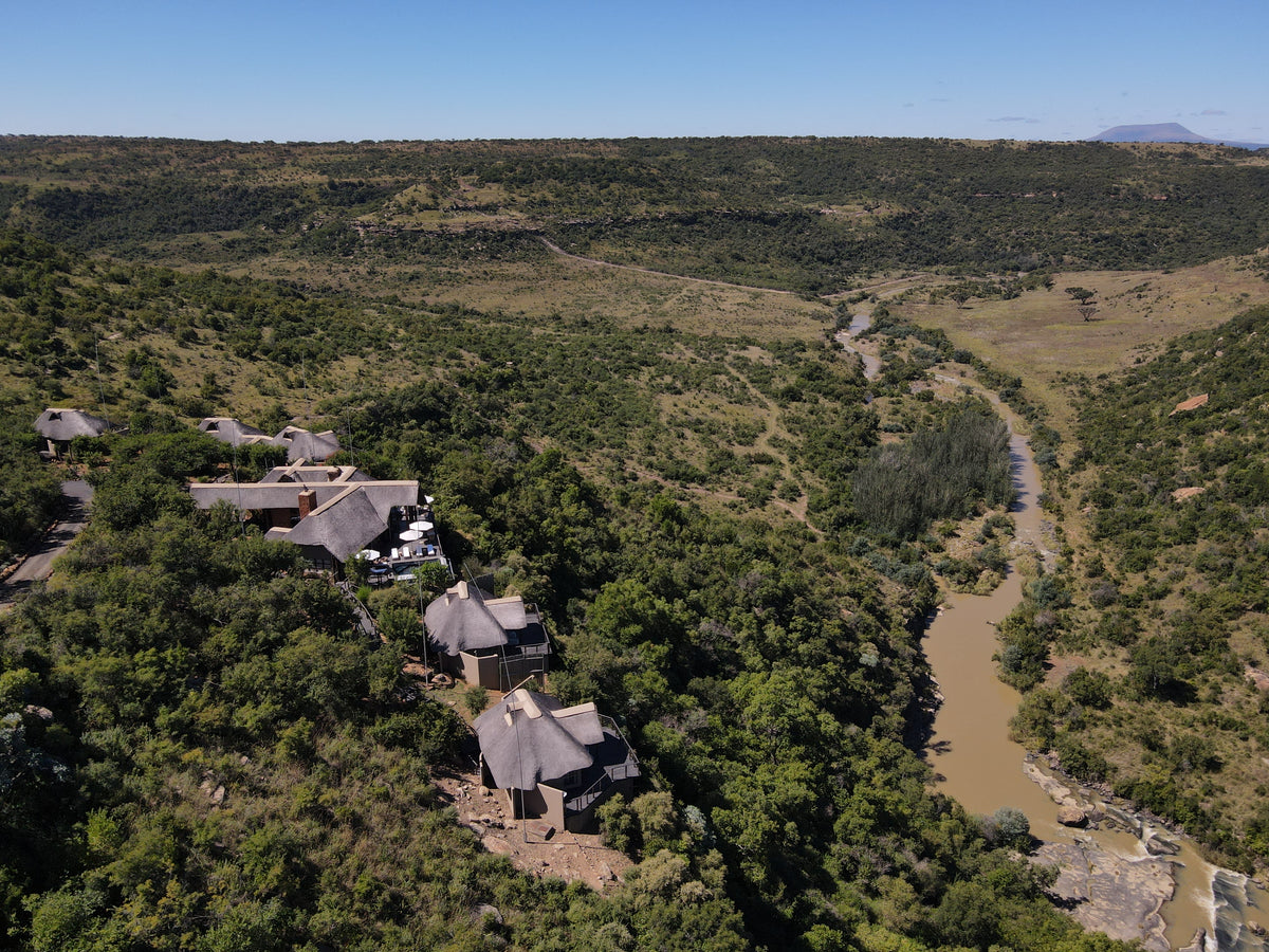 🦁 Esiweni Safari Lodge | Luxury Safari Lodge, Nambiti Private Game Reserve, KwaZulu-Natal