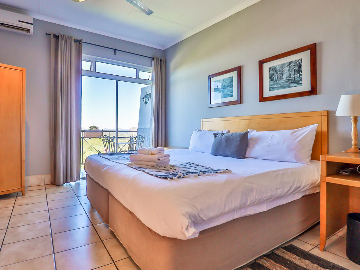 🏡 Double Economy | Villa Paradiso, Hartbeespoort