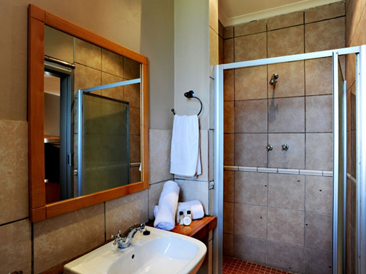 🏡 Double Economy | Villa Paradiso, Hartbeespoort