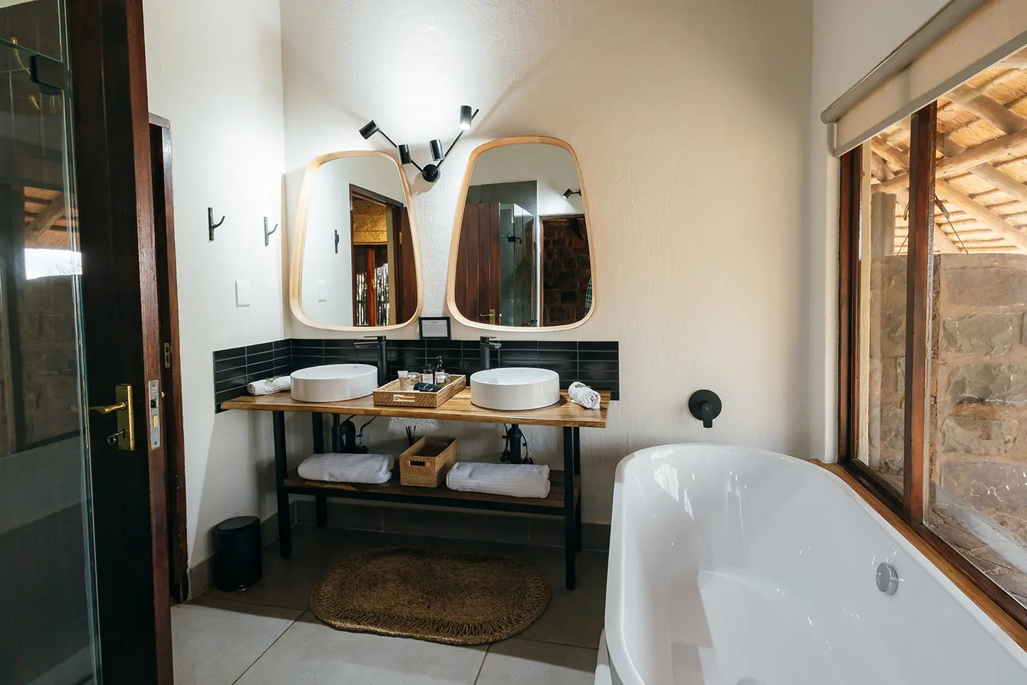 🌿 Luxury Double Chalet – Elephant Rock Private Safari Lodge 🌿