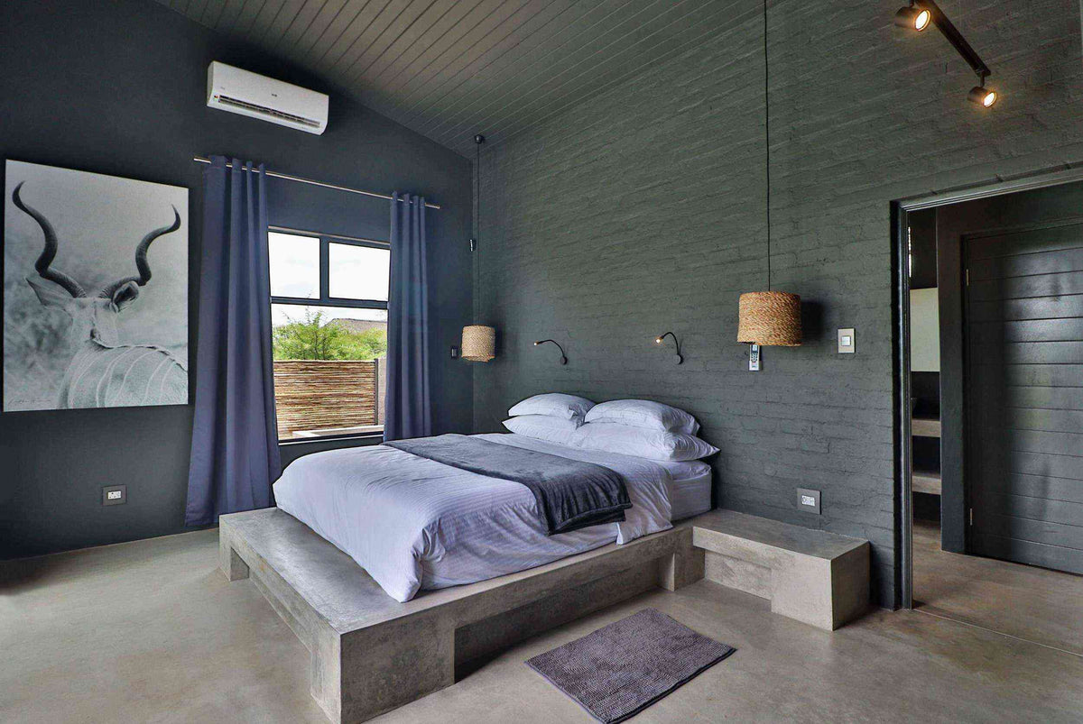 🦒 Umkhaya | Contemporary 2 Bedroom Self-Catering Home, Marloth Park, Mpumalanga